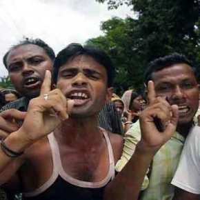 Βίντεο- σοκ: Πακιστανοί φανατικοί ισλαμιστές κηρύσσουν τζιχάντ στην&nbsp;Ελλάδα