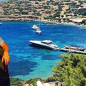 Οι περίεργες συμπτώσεις με τις διακοπές Νταβούτογλου σε νησιά του&nbsp;Αιγαίου