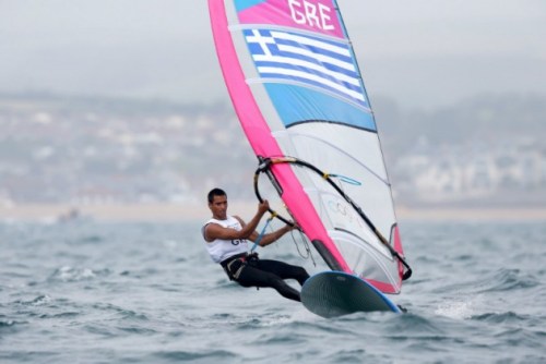 istioploia-kokalanis