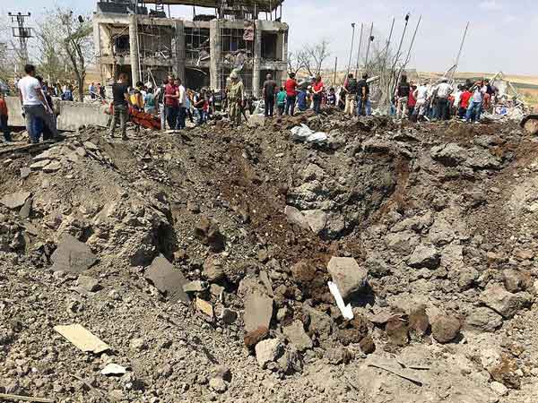 serefsizler-yine-saldirdi-ic