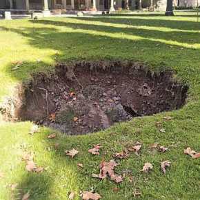 ΞΑΦΝΙΚΟ… «ΒΑΡΑΘΡΟ» ΣΤΟ ΠΡΟΑΥΛΙΟ ΤΟΥ ΤΟΠ ΚΑΠΙ, ΑΝΗΣΥΧΕΙ ΕΝΤΟΝΑ ΤΟΥΣ&nbsp;ΤΟΥΡΚΟΥΣ