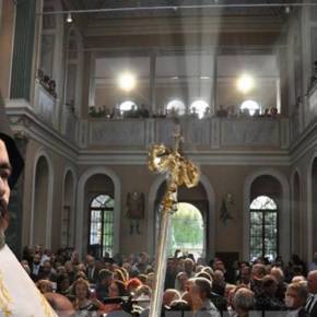 Με λαμπρότητα τελέστηκε η ενθρόνιση του Μητροπολίτη Σμύρνης μετά από 94&nbsp;χρόνια