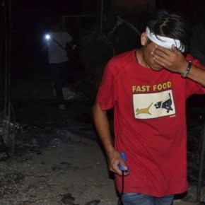 Λέσβος: Τα απομεινάρια μιας μέρας – αποκαΐδια το hot spot – Στο δρόμο οι μετανάστες Μέσα στο κέντρο φιλοξενίας που μετετράπη σε κέντρο κράτησης υπήρχαν 88 εθνικότητες – Φόβοι για ενδεχόμενο να υπάρξει νεκρός αν συνεχιστεί αυτή η&nbsp;κατάσταση