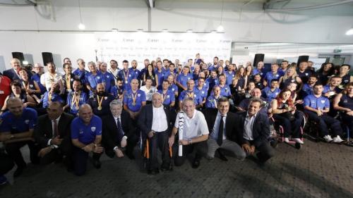 me-13-metallia-epestrepsan-oi-ellines-paraolumpionikes_w_l