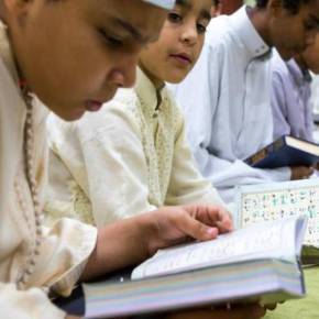 ΕΚΤΑΚΤΟ – Λύθηκε το θέμα με τα παιδιά των προσφύγων του Ωραιόκαστρου: Θα πάνε στο σχολείο των Συκεών!ΕΚΔΟΘΗΚΕ ΣΧΕΤΙΚΗ ΑΝΑΚΟΙΝΩΣΗ ΑΠΟ ΤΟΝ ΣΥΛΛΟΓΟ ΓΟΝΕΩΝ ΚΑΙ ΚΗΔΕΜΟΝΩΝ&nbsp;ΣΥΚΕΩΝ