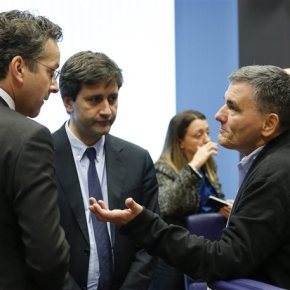 Καψώνι Σόιμπλε στο Eurogroup: Σπάει στα δύο την υποδόση – Εγκρίθηκε η εκταμίευση του 1,1 δισ. ευρώ Τσακαλώτος: Στις 24 Οκτωβρίου η εκταμίευση του 1,7 δισ.&nbsp;ευρώ