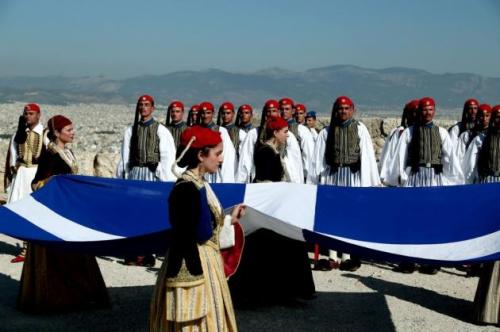 evzones-akropoli-630x419