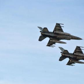 Γιορτή Πολεμικής Αεροπορίας: Εντυπωσίασε η επίδειξη στο Φάληρο –&nbsp;ΦΩΤΟ