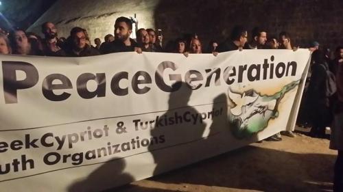 elllinokuprioi-kai-tourkokuprioi-mazi-zitoun-eirinki-lusi_w_l