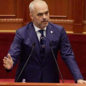 Νέες προκλήσεις από τον Έντι Ράμα για τη Χειμάρρα και την&nbsp;Ακρόπολη