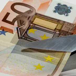 Δανειστές και κυβέρνηση συζητούν «κούρεμα» 50% για χρέη σε Εφορία, Ασφαλιστικά Ταμεία και&nbsp;τράπεζες