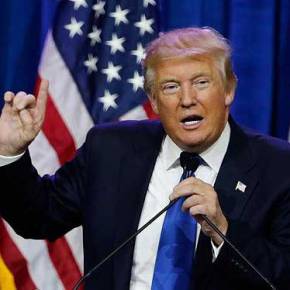 ΠΙΟ ΕΛΛΗΝΑΣ ΑΠΟ ΤΟΥΣ ΕΛΛΗΝΕΣ ΤΟ «ΔΕΞΙ» ΧΕΡΙ ΤΟΥ ΤΡΑΜΠ! Η φωτογραφία και η είδηση που θα&nbsp;συζητηθεί