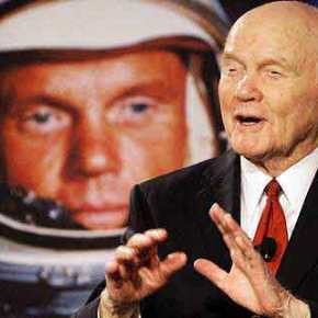 Πέθανε ο πρώτος Αμερικανός που μπήκε σε τροχιά γύρω από τη&nbsp;γη