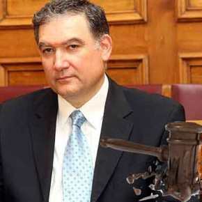 Πάνε να βγάλουν… λάδι τον αρχιαπατεώνα που μας έριξε στα νύχια του ΔΝΤ!! Δείτε&nbsp;Πως!!!