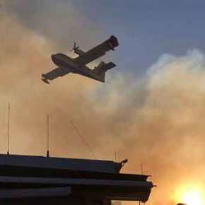 Οι παράτολμες πτήσεις των ελληνικών CL-415 πετώντας πάνω από τις φλόγες στο Ισραήλ! (Ολόκληρο το&nbsp;βίντεο)