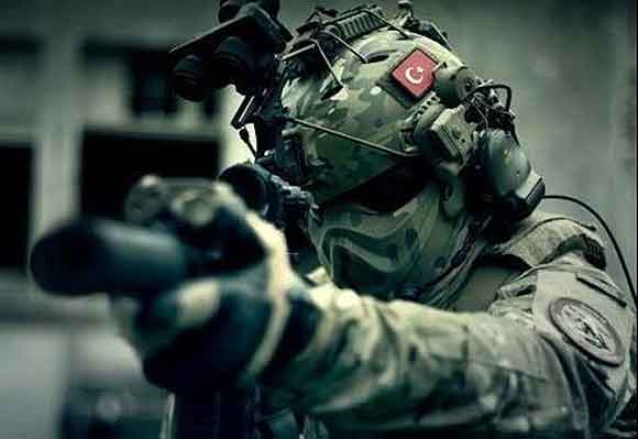 tourkos_komando-480x330