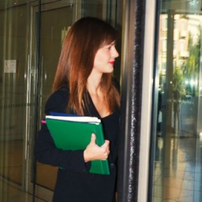 Ε. Αχτσιόγλου: «Αγωνιζόμαστε σκληρά για να κλείσει το δυνατότερο σύντομα η δεύτερη&nbsp;αξιολόγηση»