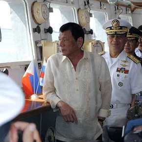 Τέλος οι «Φιλιππινέζες» για τις ΗΠΑ και «Αυγή της Ηγεμονίας του Ειρηνικού» για τη Ρωσία- Ρ.Ντουτέρτε: «Σύμμαχος και προστάτης μας η Μόσχα – Δίνω αγκυροβόλιο και παίρνω ρωσικά&nbsp;όπλα»