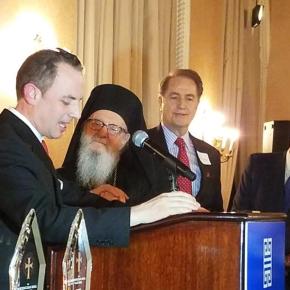 Δύο ομογενείς στο πλευρό του&nbsp;προέδρου