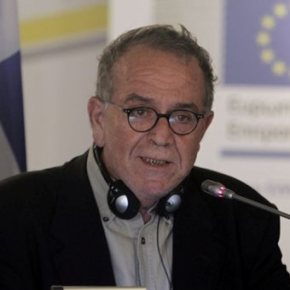 Μουζάλας: «Κανένας πρόσφυγας και μετανάστης δεν είναι πλέον στο κρύο» Συνέντευξη&nbsp;Τύπου