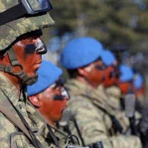 Υπό κατάρρευση ο τουρκικός στρατός: 3.000 κομάντος ερευνήθηκαν για σχέσεις με το&nbsp;PKK