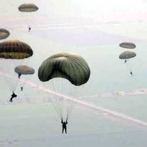 Εσπευσμένα ο Αρχηγός του Ελληνικού Στρατού σε επιθεώρηση μάχης στον Εβρο – Ρίψη Ελλήνων αλεξιπτωτιστών κοντά στα&nbsp;Ιμια