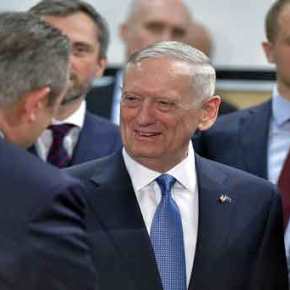 Προς άξονα Ελλάδας-ΗΠΑ: «Συγχαρητήρια» από τον Αμερικανό ΥΠΑΜ σε Π.Καμμένο για τα ελληνικά επιτεύγματα σε άμυνα και&nbsp;οικονομία