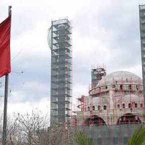 Μας «κυκλώνει» ο Ερντογάν – Ετοιμάζεται πυρετωδώς το μεγαλύτερο τζαμί των Βαλκανίων στα Τίρανα με χορηγό την Άγκυρα – Η Ελλάδα σε κλοιό πολιορκίας από Τουρκία και&nbsp;Αλβανία