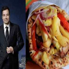 Τραγούδι για το… αγαπημένο ελληνικό σουβλάκι! Τρελό γέλιο στο The Tonight&nbsp;Show