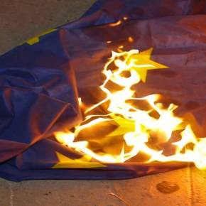 Τι σημαίνει για την Ελλάδα η απόφαση διάλυσης της σημερινής Ευρωπαϊκής Ένωσης  ΤΟ ΠΟΛΙΤΙΚΟ ΣΥΣΤΗΜΑ ΤΗΣ ΧΩΡΑΣ «ΑΚΟΥΣΕ» ΤΗΝ ΧΘΕΣΙΝΗ&nbsp;«ΒΡΟΝΤΗ»;