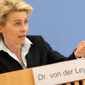 Η γερμανίδα υπουργός Αμυνας απαντά στον Τραμπ για το ΝΑΤΟ: Δεν χρωστάμε&nbsp;τίποτα