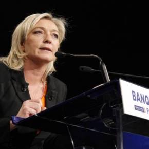 Το ξέσπασμα της Μ. Λε Πεν στο ευρωπαϊκό κοινοβούλιο απέναντι στους εμβρόντητους Α.Μέρκελ και&nbsp;Φ.Ολάντ