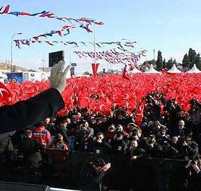 ΤΡΟΜΟΣ ΣΤΗ ΠΡΟΣΩΠΙΚΗ ΦΡΟΥΡΑ ΤΟΥ ΕΡΝΤΟΓΑΝ! 65 αστυνομικοί έπεσαν κάτω σαν τα&nbsp;κοτόπουλα