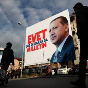 Τι σημαίνει για την Ελλάδα η νίκη του «ΝΑΙ» στην Τουρκία -ΟΙ «ΕΠΙΚΙΝΔΥΝΟΙ ΑΝΟΗΤΟΙ» ΑΘΗΝΑΣ ΚΑΙ&nbsp;ΛΕΥΚΩΣΙΑΣ