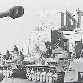 27 Απριλίου 1941: Οι Γερμανοί στην Αθήνα – Ποιοι τους υποδέχτηκαν σε καφενείο&nbsp;ΒΙΝΤΕΟ