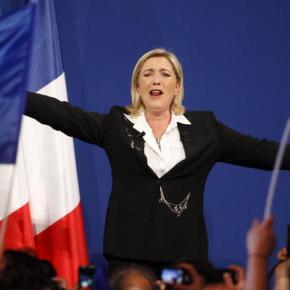 Η Λεπέν αποκαλύπτει ποιο θεωρεί αδελφό κόμμα στην&nbsp;Ελλάδα