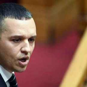 Μπαρούτι πλέον μυρίζει η Βουλή: O Kασιδιάρης περιέλουσε με «κοσμητικά» τον Δένδια: «Γ…σα μια&nbsp;α…φή»