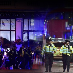 Σφοδρή επίθεση στον «ιερέα της πολυπολιτισμικότητας» και της παγκοσμιοποίησης, μουσουλμάνο δήμαρχο του Λονδίνου Σαντίκ Καν, εξαπέλυσε ο Αμερικανός πρόεδρος Ντόναλντ&nbsp;Τραμπ