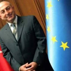 Απόλυτη στήριξη Τουρκίας στα Σκόπια από τον&nbsp;Τσαβούσογλου