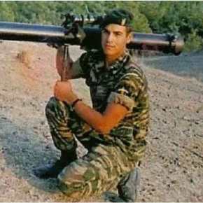 Καταδρομέας Μ.Μπικάκης: O Έλληνας ήρωας που ξεφτίλισε τον&nbsp;«Αττίλα»