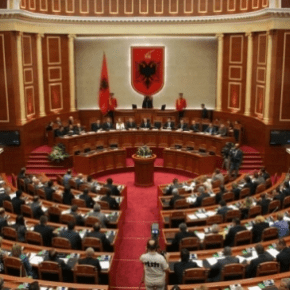 Ανθελληνικό παραλήρημα στην Αλβανική&nbsp;Βουλή