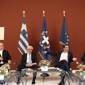 «Ποιοι φταίνε που έγινε έτσι ο Βαρουφάκης;»Λαμπρή δεξίωση στο Προεδρικό Μέγαρο για την αποκατάσταση της Δημοκρατίας με αιχμές για τη&nbsp;Δικαιοσύνη