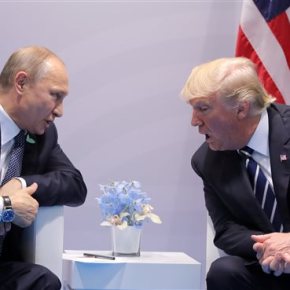 Σε εξέλιξη η πρώτη συνάντηση Τραμπ –&nbsp;Πούτιν