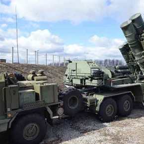 Προσέγγιση με τις ΗΠΑ και δυσαρέσκεια για τη Ρωσία λόγω πιθανής πώλησης S-400 στην&nbsp;Τουρκία