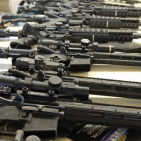 ΒΕΡΟΛΙΝΟ ΣΕ ΑΓΚΥΡΑ: ΟΠΛΑ&nbsp;ΓΙΟΚ