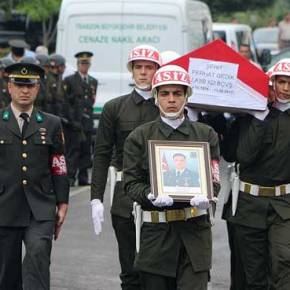 ΜΑΧΗ ΣΤΟ ΜΟΝΑΣΤΗΡΙ ΒΑΖΕΛΩΝΟΣ ΤΟΥ ΠΟΝΤΟΥ ΜΕ 2 ΤΟΥΡΚΟΥΣ&nbsp;ΝΕΚΡΟΥΣ