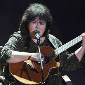 Πέθανε η Αρλέτα