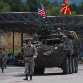 Εκρηξη στα Βαλκάνια: Η ΠΓΔΜ «ψήφισε» ένταξη στο ΝΑΤΟ – Αμερικανικές δυνάμεις εισήλθαν στο κέντρο των Σκοπίων – Στα ΕλληνοΑλβανικά Σύνορα ο Α/ΓΕΣ!&nbsp;–