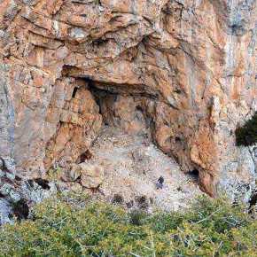 Η ΕΚΚΛΗΣΙΑ ΤΩΝ «ΕΞΗ ΘΥΡΩΝ» ΗΡΘΕ ΣΤΟ ΦΩΣ ΑΠΟ… ΔΥΟ ΤΟΥΡΚΟΥΣ!&nbsp;(βίντεο)