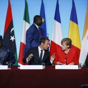 Νίπτουν τας χείρας τους για τους πρόσφυγες από την&nbsp;Αφρική